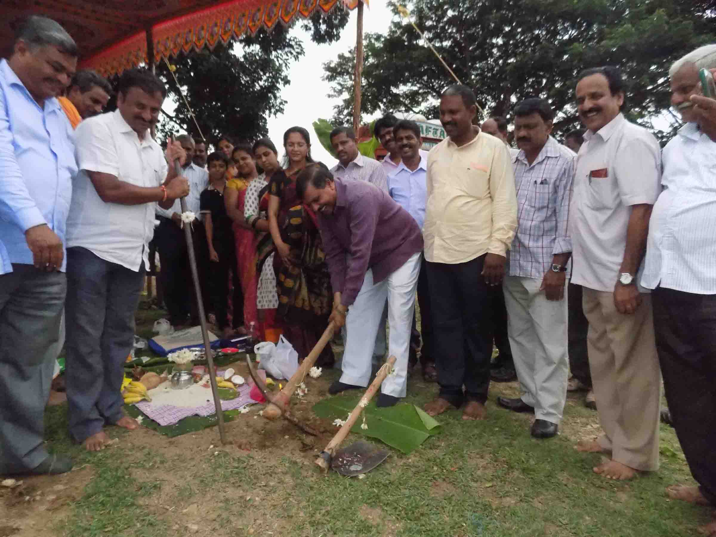 ಮಾರುಕಟ್ಟೆ ಸುಧಾರಣೆಯಿಂದ ರೈತರ ಬದುಕು ಬದಲಾಗುತ್ತದೆ: ಶಾಸಕ ಬಿ.ಬಿ.ನಿಂಗಯ್ಯ